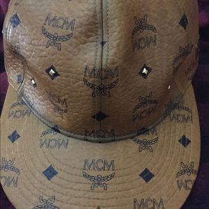 MCM 24k studded-cognac-visetos baseball cap